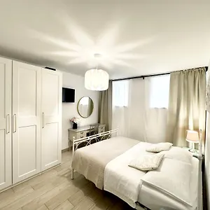 Charming In Center Appartement Split