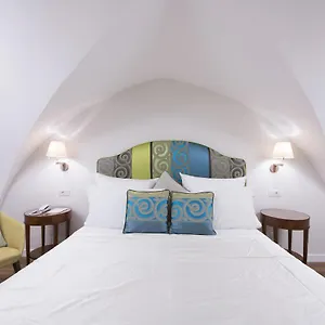 Diecisedici 3*, Amalfi Italy